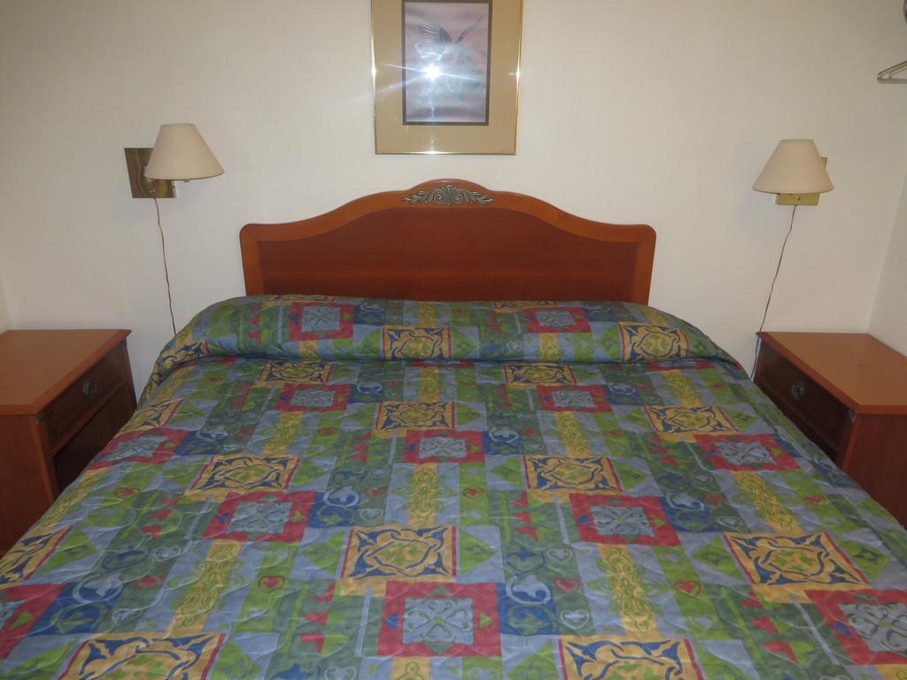 Best Budget Inn Carthage Zimmer foto